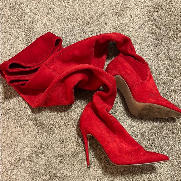 Thigh high red boots - Picture 1 of 4